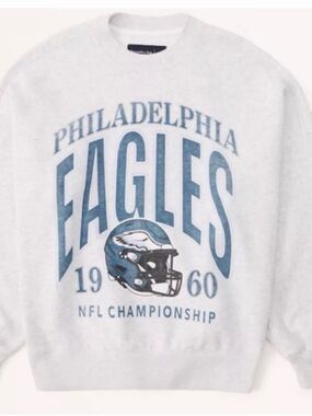 ISO‼️ Philadelphia Eagles Abercrombie & Fitch Crewneck